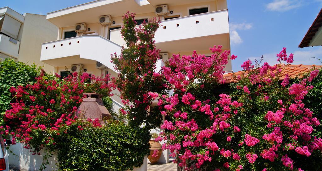 Apartment Kondilenias House