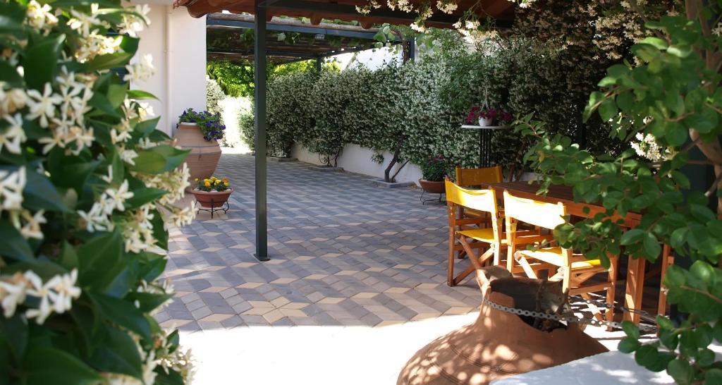 Apartment Kondilenias House