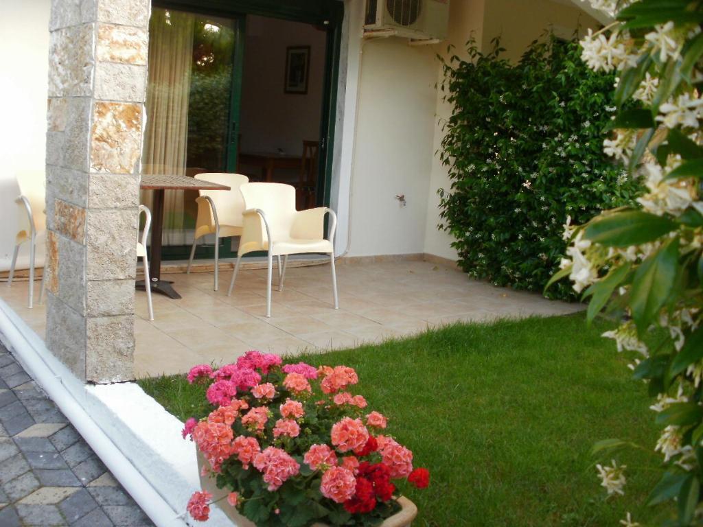 Apartment Kondilenias House